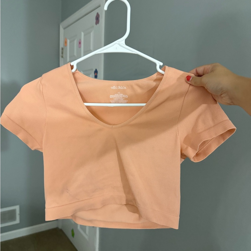 Wild fable top